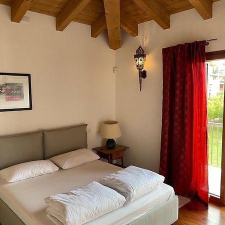 Apartment Claudia Múggia Kültér fotó