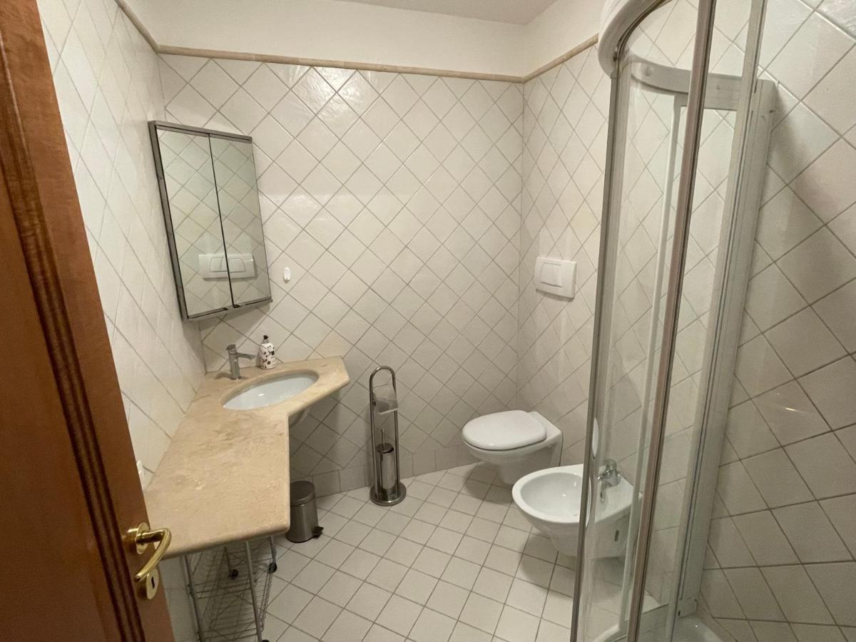 Apartment Claudia Múggia Kültér fotó