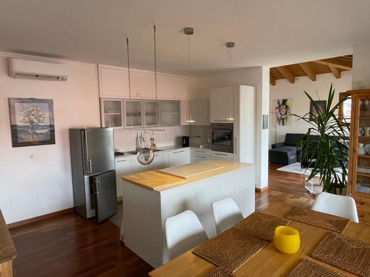 Apartment Claudia Múggia Kültér fotó